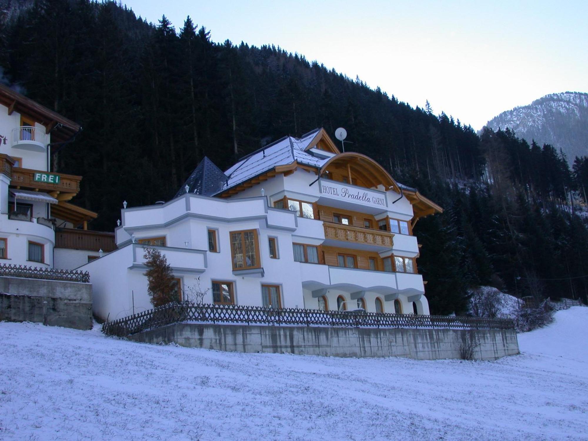 Hotel Garni Pradella Ischgl Eksteriør billede
