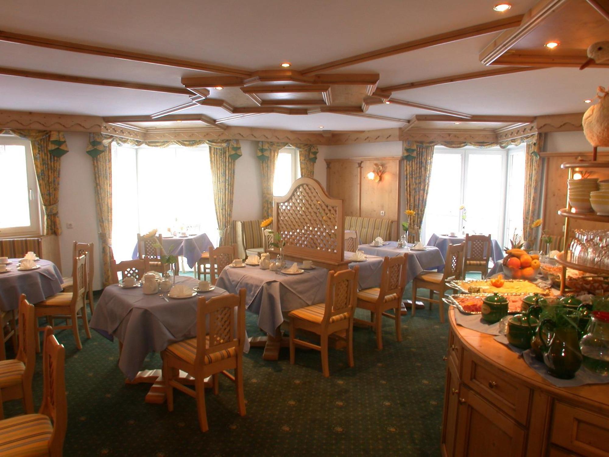 Hotel Garni Pradella Ischgl Eksteriør billede